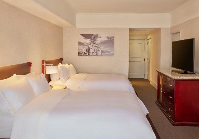 اتاق کلاب, Fiesta Americana Aguascalientes