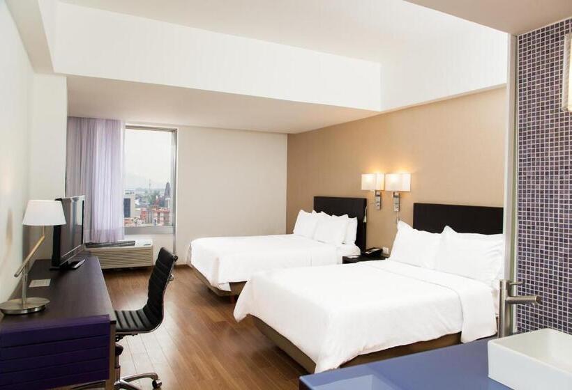 ２ダブルベッドのスタンダードルーム, Fiesta Inn Tlalnepantla