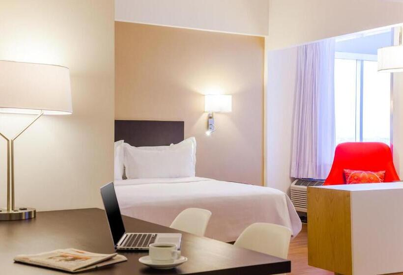 ジュニアスイート, Fiesta Inn Tlalnepantla