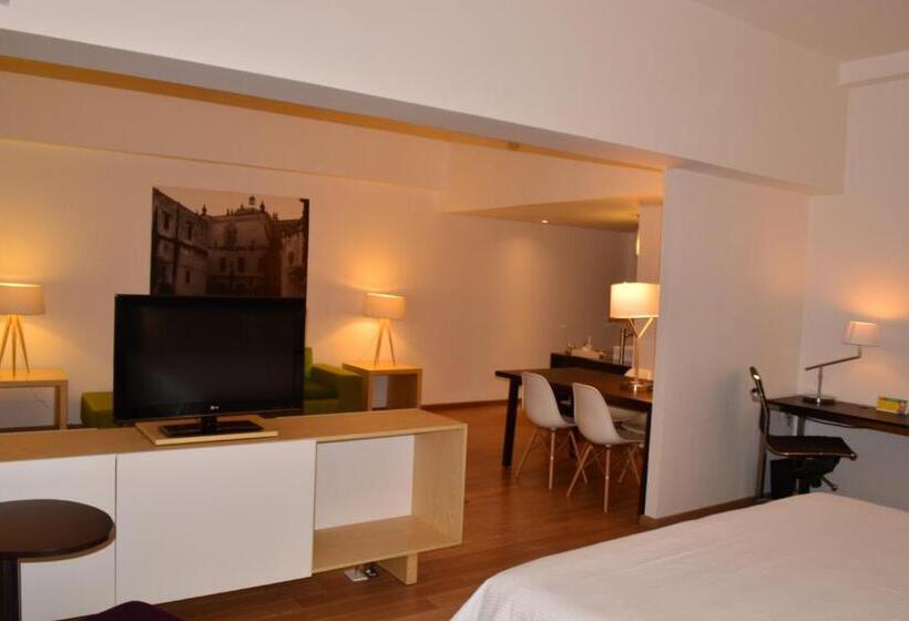 ジュニアスイート, Fiesta Inn Tlalnepantla