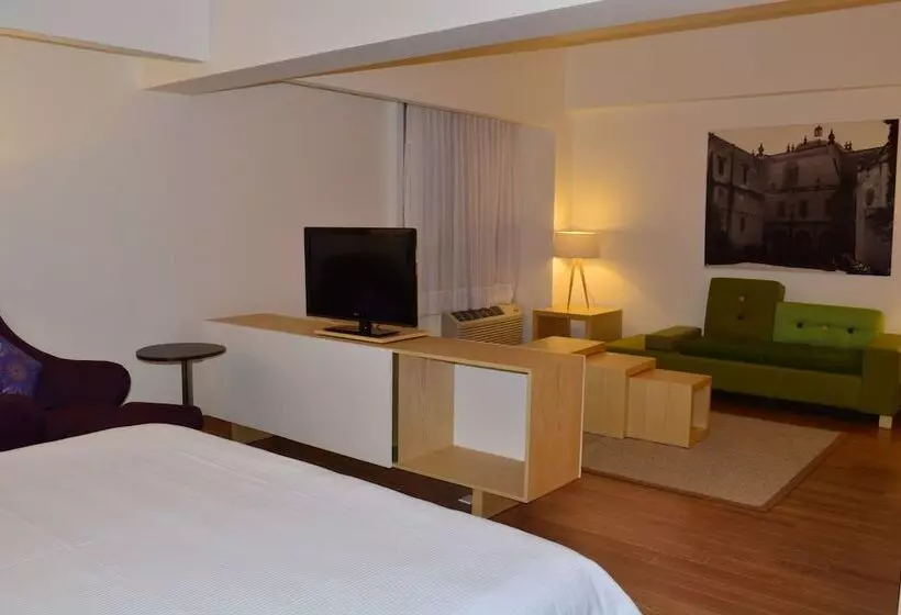 ジュニアスイート, Fiesta Inn Tlalnepantla