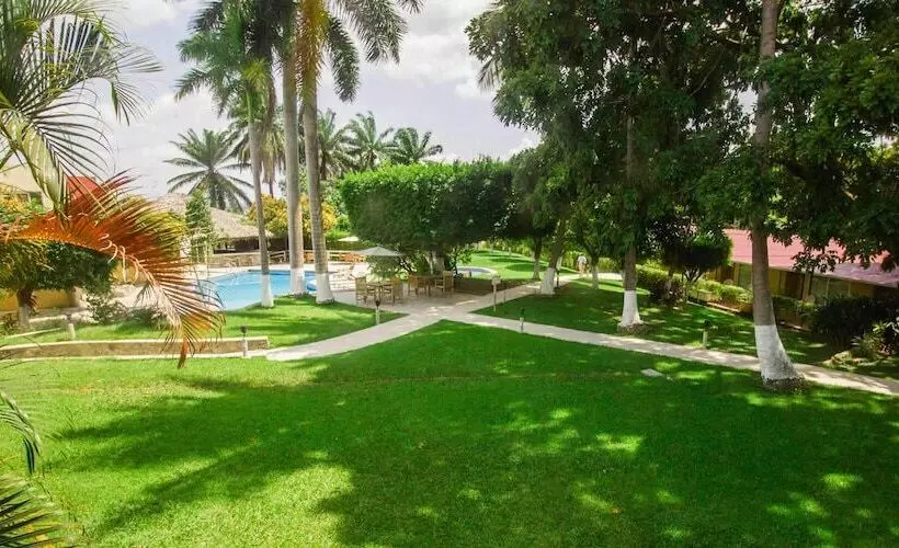 اتاق لوکس, Loma Real