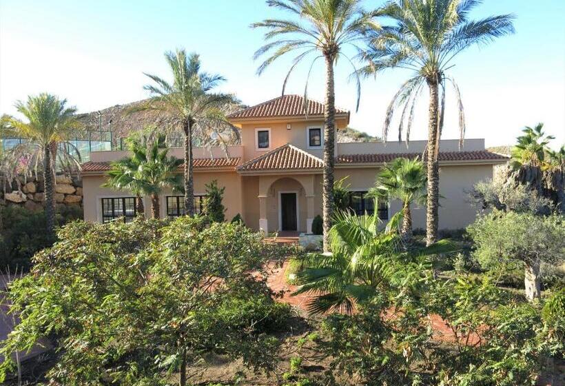 منزل 4 غرف نوم, Hostel águilas Isla Del Fraile