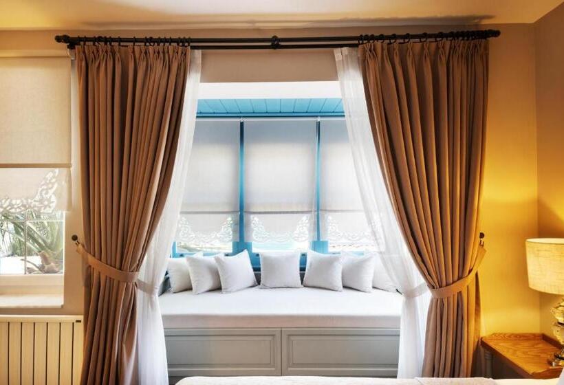 高级三人间, Bramasole Alaçatı Butik