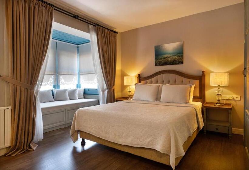 高级三人间, Bramasole Alaçatı Butik