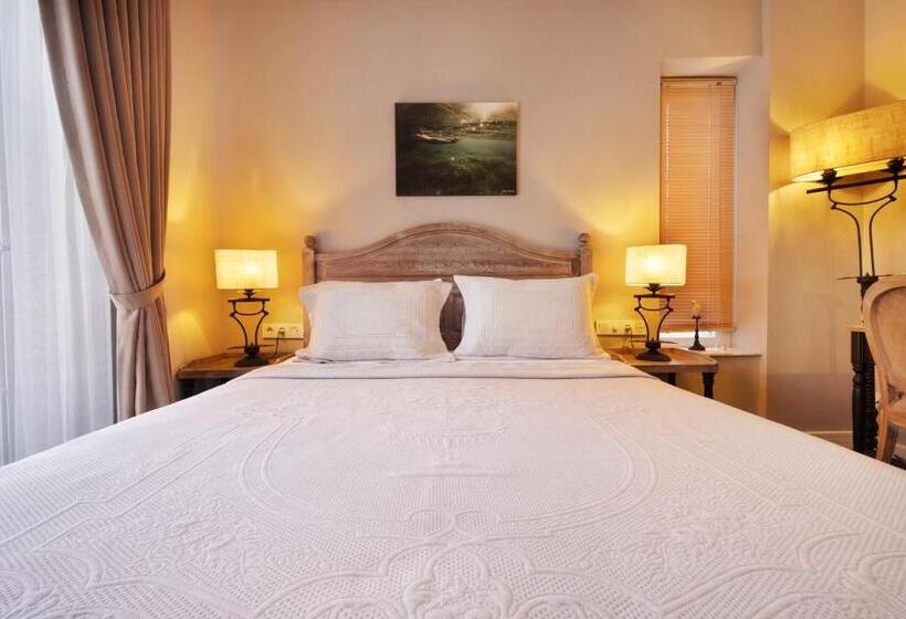 标准间带游泳池, Bramasole Alaçatı Butik