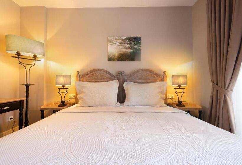 标准间带游泳池, Bramasole Alaçatı Butik