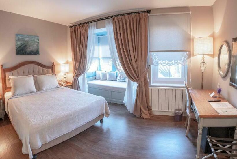 高级三人间, Bramasole Alaçatı Butik