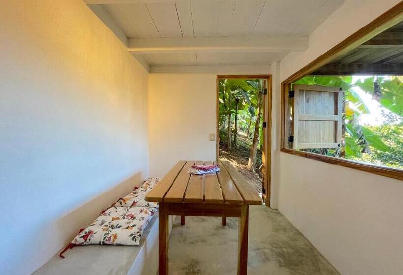 스위트 킹사이즈 침대, Calamocha Lodge