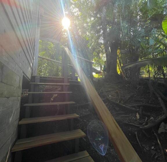 스위트 킹사이즈 침대, Calamocha Lodge