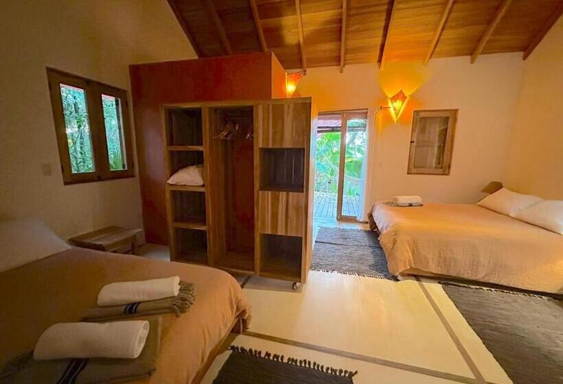 Семейный Номер Вид на Горы, Calamocha Lodge