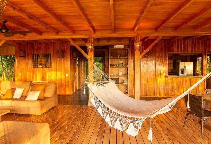 Вилла 3 Спальни, Calamocha Lodge