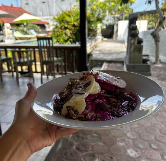 ویلای استاندارد با چشم‌انداز باغ, Taman Sari Villa, Nusa Lembongan