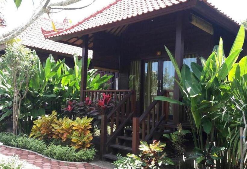 اتاق لوکس, Taman Sari Villa, Nusa Lembongan