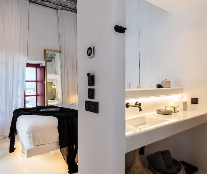 Люкс Вид на Город, The Townhouse Mykonos