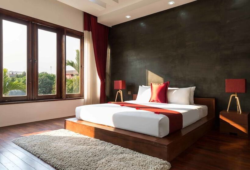 جناح ديلوكس, Ung D