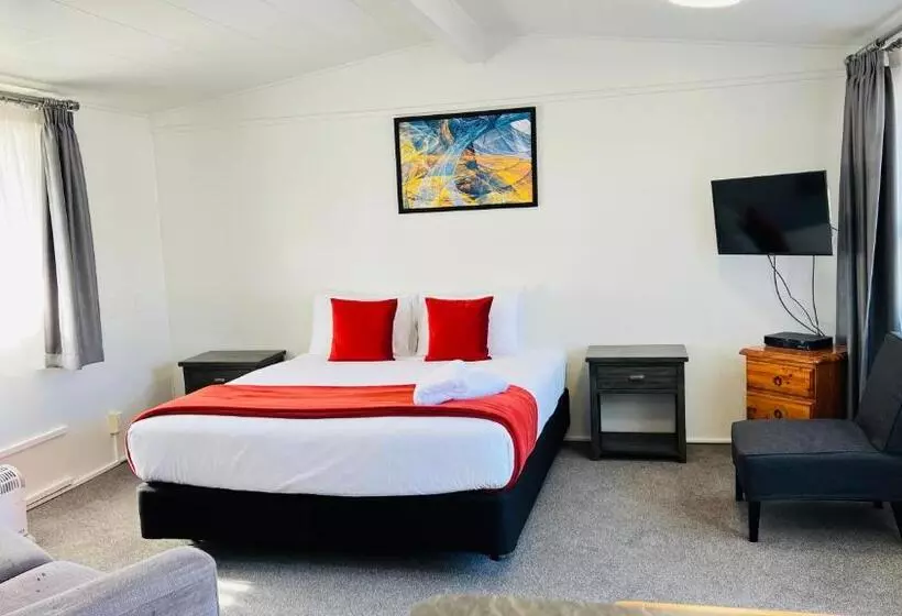 キングサイドベッドのスタンダードワンルーム, 18th Avenue Thermal Motel