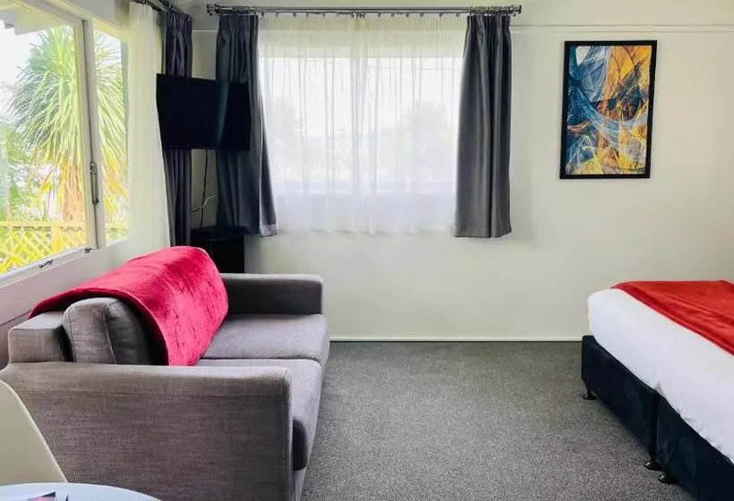 キングサイドベッドのスタンダードワンルーム, 18th Avenue Thermal Motel