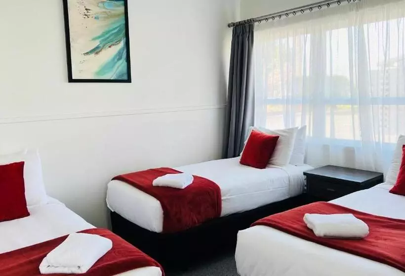 2ベッドルームアパートメント, 18th Avenue Thermal Motel