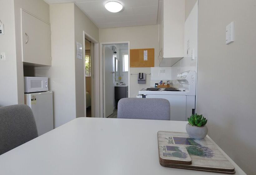 آپارتمان 1 خوابه, Aden Motel