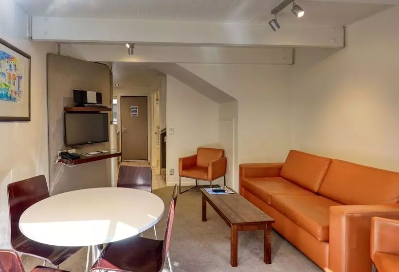 آپارتمان داخلی 2 خوابه, Garden Court Suites & Apartments