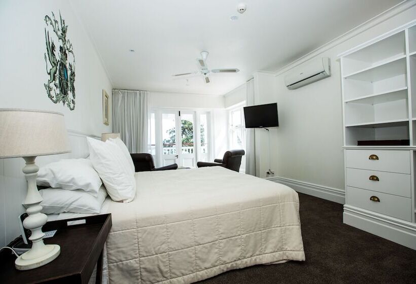 스탠다드 룸, The Duke Of Marlborough