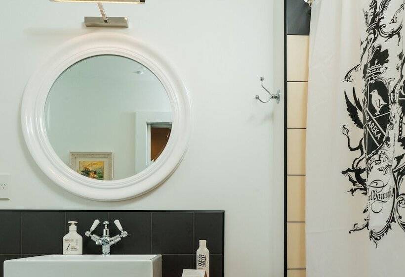 수피리어 룸, The Duke Of Marlborough