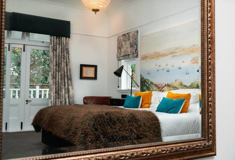 수피리어 룸, The Duke Of Marlborough