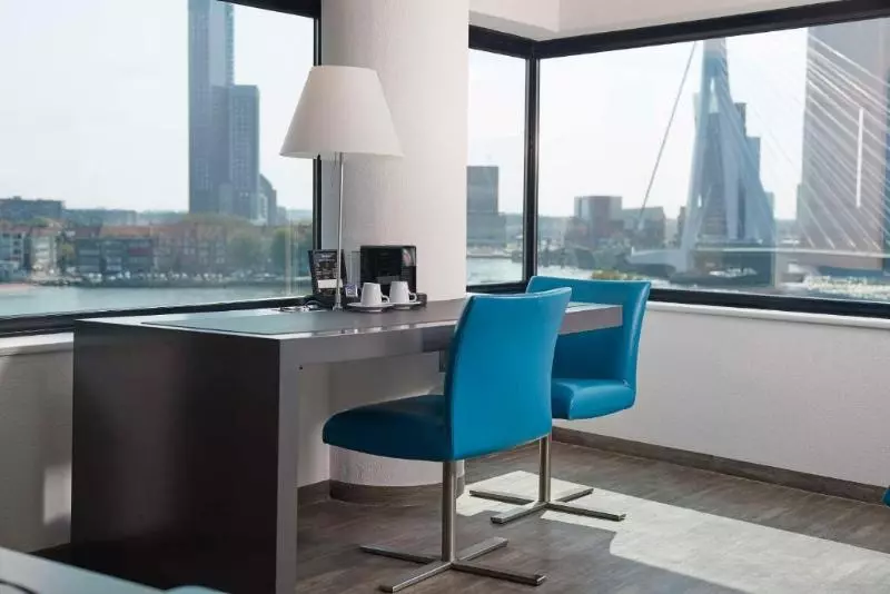 シングルデラックスルーム, Doubletree By Hilton Rotterdam Centre