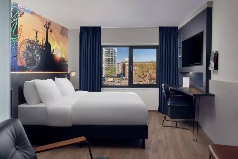 コネクティングルーム（家族用）。, Doubletree By Hilton Rotterdam Centre