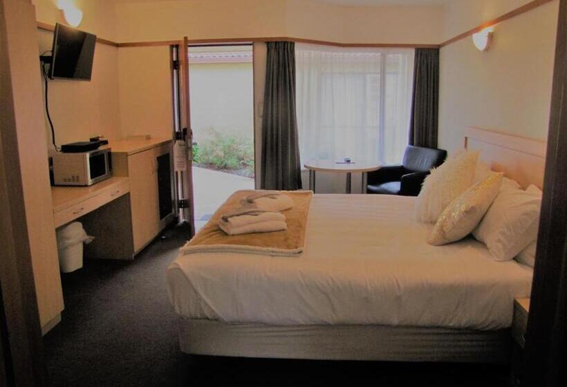 إستوديو قياسى, The Beachcomber