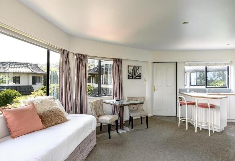 شقة ديلوكس غرفة واحدة, The Beachcomber