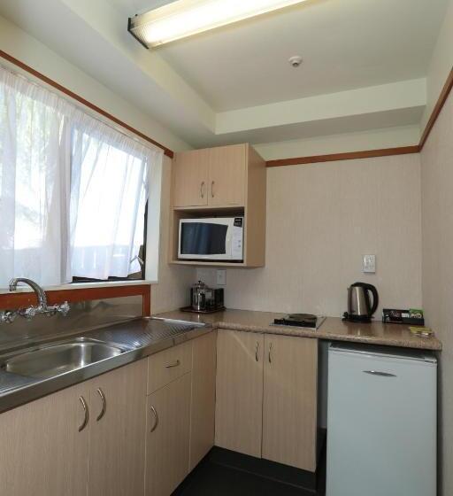 إستوديو قياسى, The Beachcomber