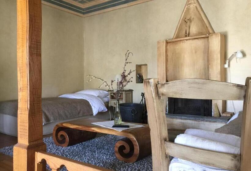 스위트, Artsistas Houses