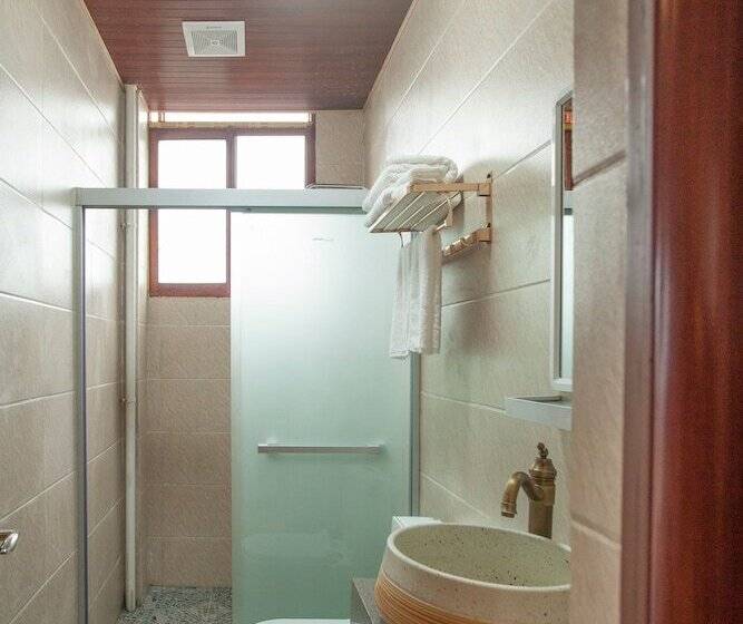 اتاق استاندارد, Long An