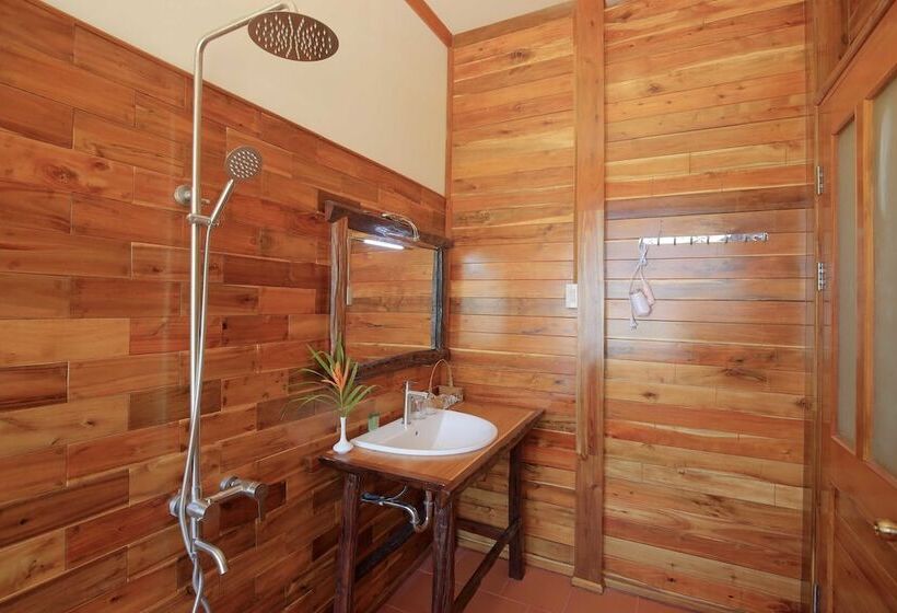 اتاق لوکس با چشم‌انداز باغ, Phu Quoc Greenland