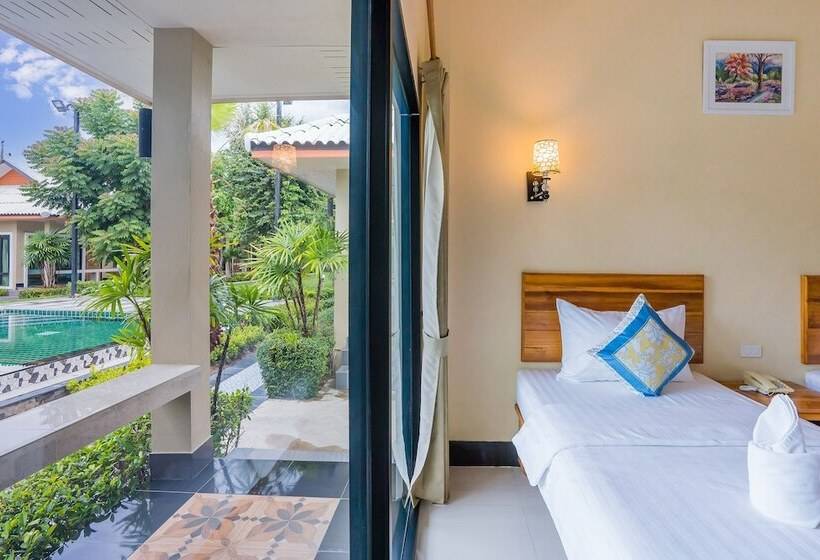 プールの見えるスーペリアルーム, Tontan Resort Chaam