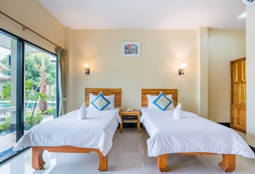 プールの見えるスーペリアルーム, Tontan Resort Chaam