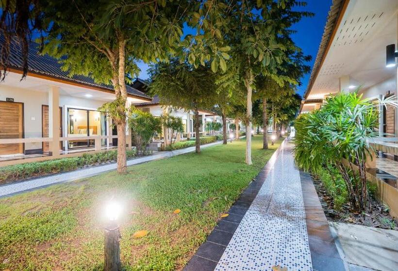 수피리어 룸 가든 전망, Tontan Resort Chaam