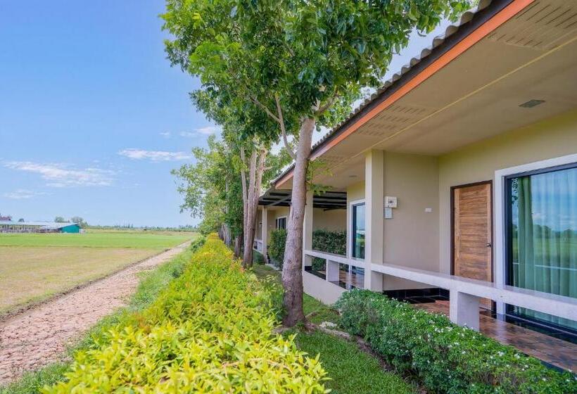 デラックスルーム, Tontan Resort Chaam