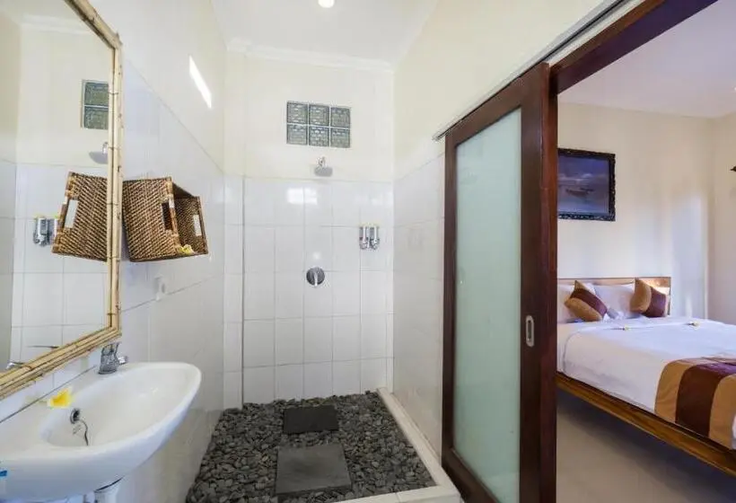 اتاق استاندارد با بالکن و چشم‌انداز دریا, Seaweed Guesthouse