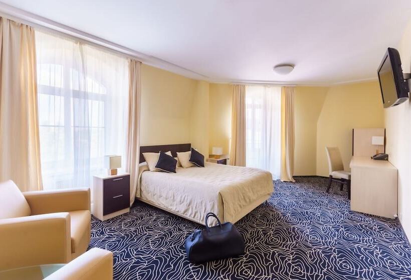 סוויטת ג'וניור, Victoria Hotel Vyborg