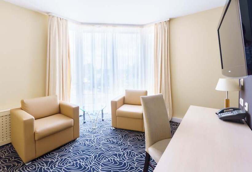 סוויטת ג'וניור, Victoria Hotel Vyborg