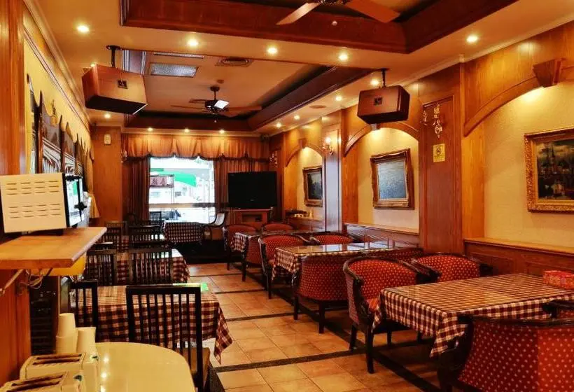 اتاق لوکس, Family Hotel Linsen