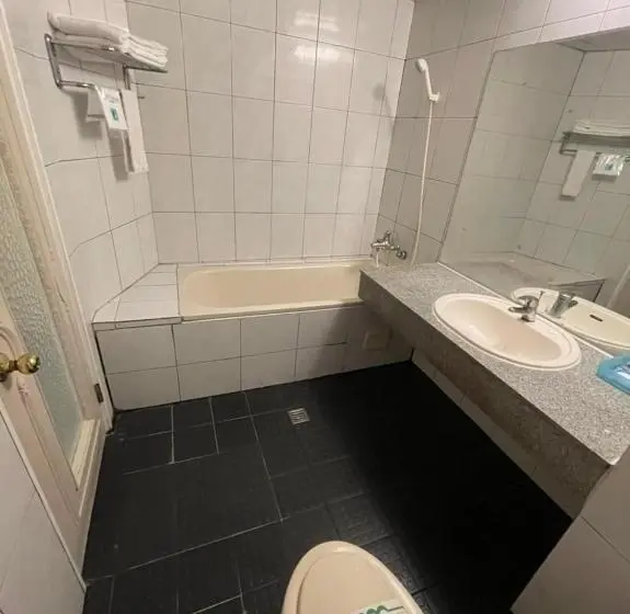 سوییت, Family Hotel Linsen