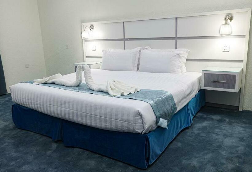 Executive Suite, Garden View Suites