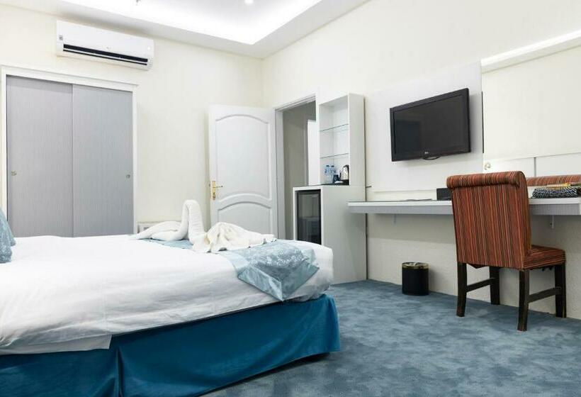 Executive Suite, Garden View Suites