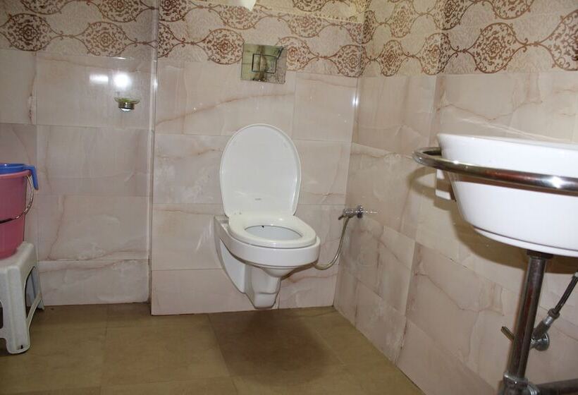 اتاق خانوادگی, President