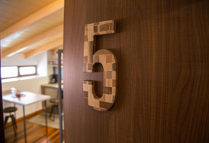 Апартаменты 1 Спальня, Sofita