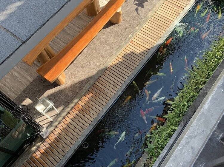 Номер Deluxe, Phetcharat Grand Hotel Maesot